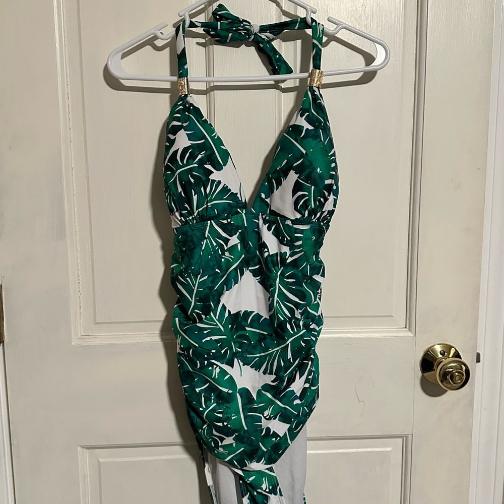Green Leaf Print Halter Swimsuit